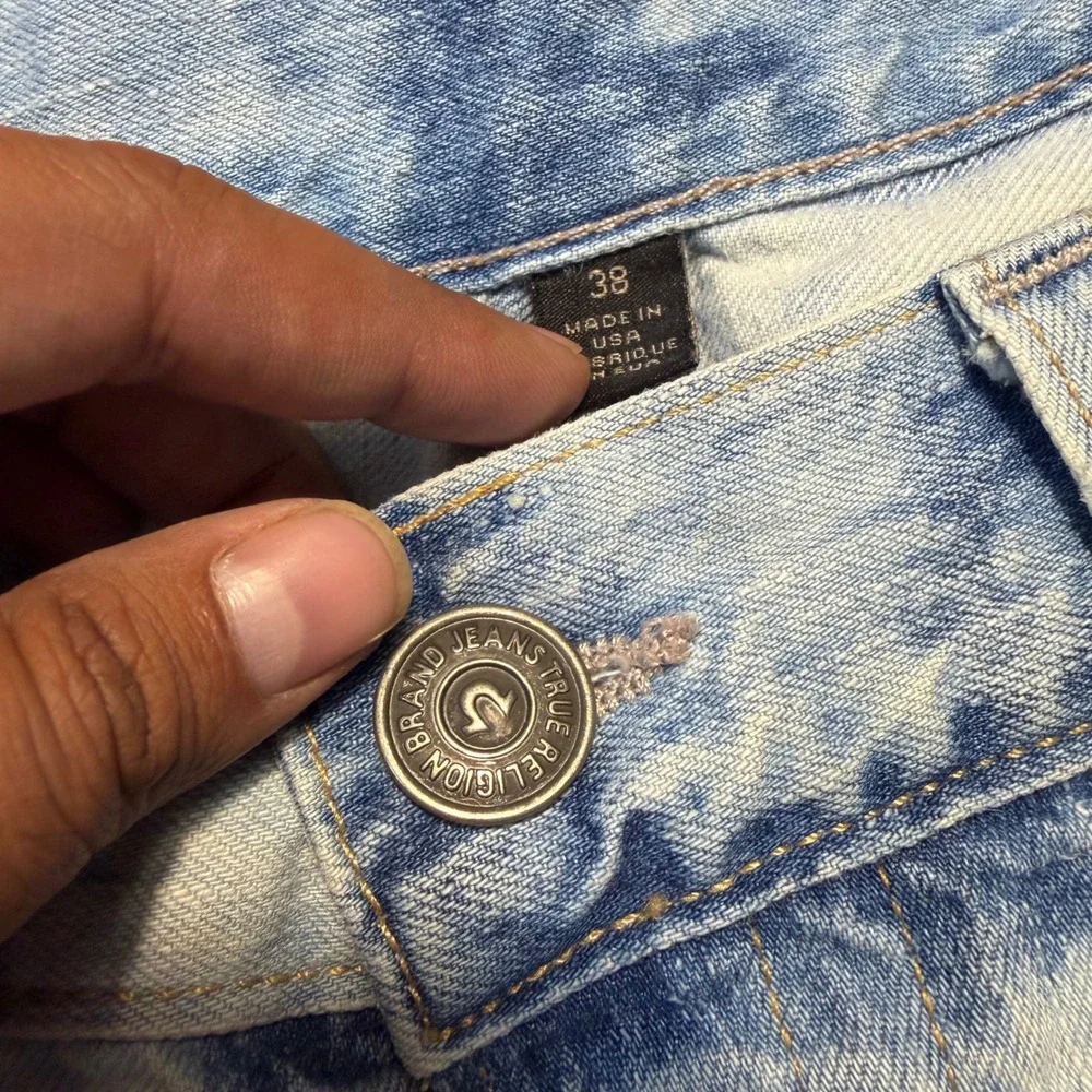 True Religion Geno Cut-Off Mens Denim Shorts Light Acid Wash Size 38 Made in USA